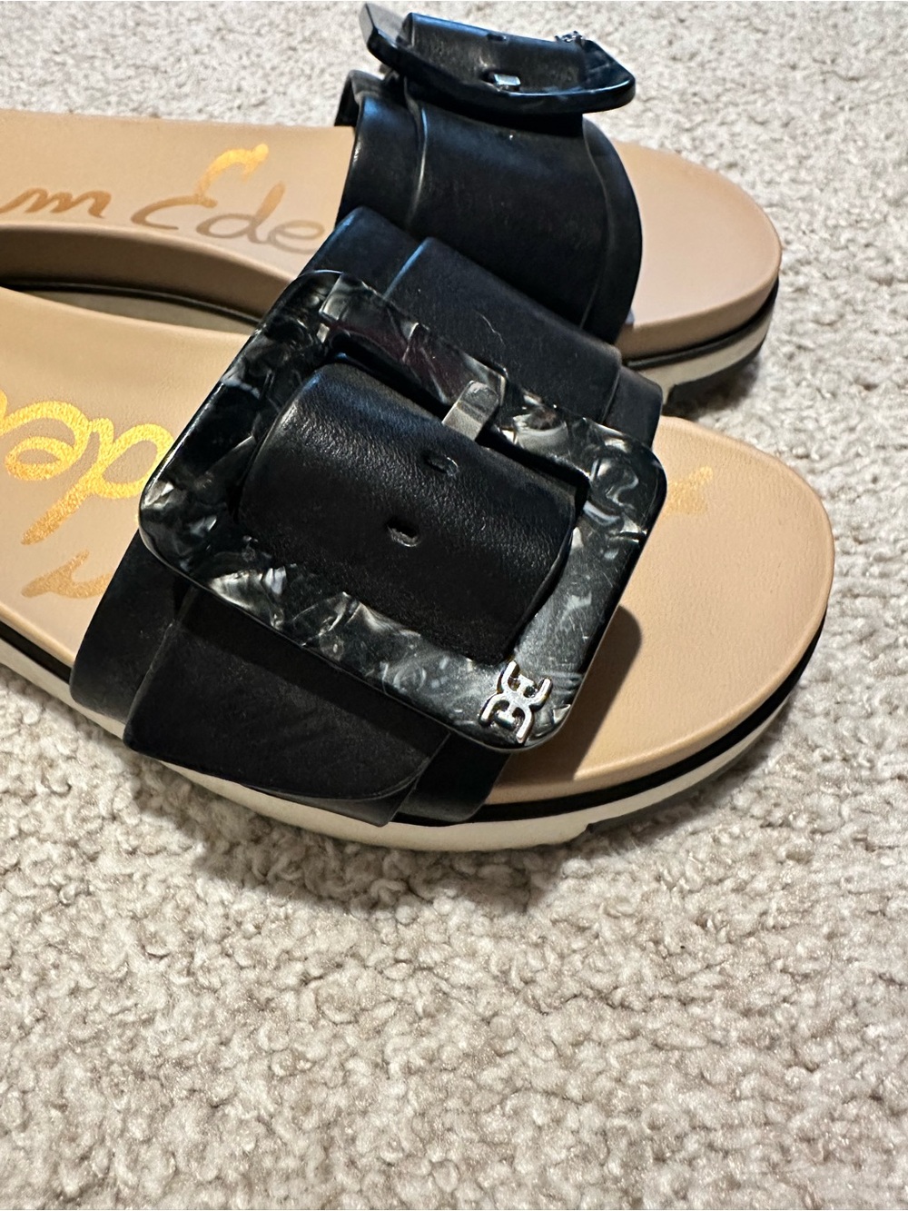 Sam Edelman slides - Picture 3 of 5